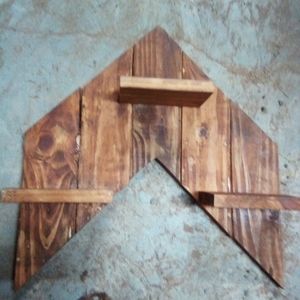 3 shelf Chevron with hangers